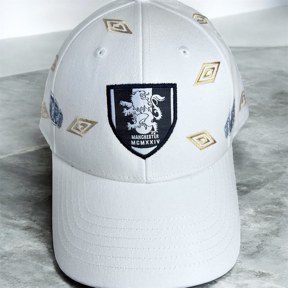 Manchester United Umbro Allover Logo Hat – Adjustable Snapback – New w/ Tags‎ 🧢